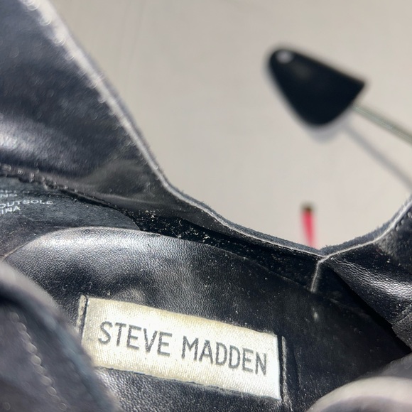 Steve Madden Bootie in Black Suede Women Size 7.5 - Picture 7 of 7